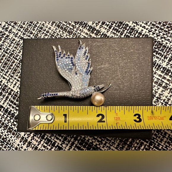 Crystal & Pearl Brooch - Picture 3 of 3